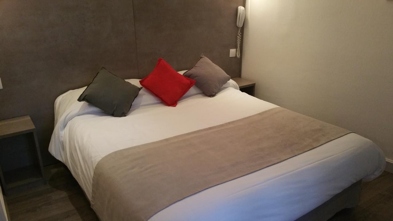 Panam Hotel GAMBETTA- Place Gambetta-Mairie de gambetta Paris Luaran gambar