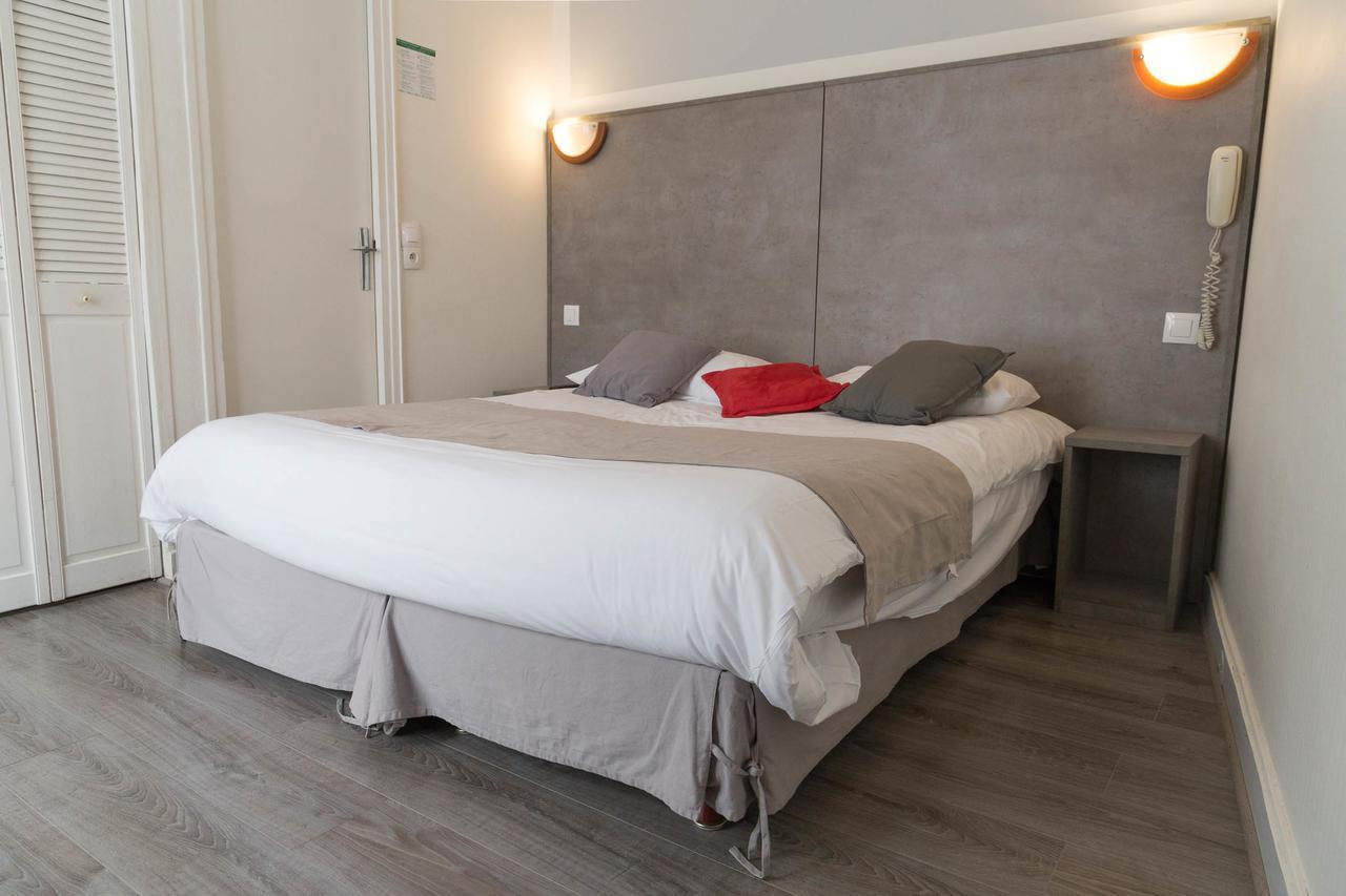 Panam Hotel GAMBETTA- Place Gambetta-Mairie de gambetta Paris Luaran gambar